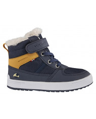 Bernumode | Viking: Lucas Mid WP Warm-Повседневные городские ботинки средней высоты 22,52 € Lucas WP — это повседневные городские ботинки средней высоты из высококачественных материалов, обеспечивающие комфорт и защиту в холодные дни, проведенные в городе или в школе. Lucas WP имеет мягкую изолирующую подкладку и водонепроницаемую мембрану, поэтому в зимнюю погоду маленьким ножкам будет тепло и сухо. Специальная колодка Viking для детей гарантирует удобную посадку, а резиновая подошва с высоким сцеплением удерживает детей на ногах! Стандартные шнурки позволяют легко затягивать. Специальная детская колодка Viking обеспечивает хорошую поддержку для любого уровня активности.
•Ширина: От нормальной до узкой; •Подошва: Резина; •На молнии•Верх: Текстиль / Синтетика;  •Водонепроницаемая подкладка; •Материал стельки: Полиэстер; •Крепление стельки: Съемное; •Разрешена машинная стирка 30°C
Размерная таблица
Size
Size mm
20
130 mm
21
137 mm
22
143 mm
23
150 mm
24
157 mm
25
163 mm
26
170 mm
27
176 mm
28
183 mm
29
190 mm
30
197 mm
31
203 mm
32
210 mm
33
216 mm
34
223 mm
35
230 mm
36
236 mm
37
243 mm
38
251 mm
39
257 mm
40
264 mm
41
271 mm
 Bernumode | Viking: Lucas Mid WP Warm-Повседневные городские ботинки средней высоты 22,52 € Lucas WP — это повседневные городские ботинки средней высоты из высококачественных материалов, обеспечивающие комфорт и защиту в холодные дни, проведенные в городе или в школе. Lucas WP имеет мягкую изолирующую подкладку и водонепроницаемую мембрану, поэтому в зимнюю погоду маленьким ножкам будет тепло и сухо. Специальная колодка Viking для детей гарантирует удобную посадку, а резиновая подошва с высоким сцеплением удерживает детей на ногах! Стандартные шнурки позволяют легко затягивать. Специальная детская колодка Viking обеспечивает хорошую поддержку для любого уровня активности.
•Ширина: От нормальной до узкой; •Подошва: Резина; •На молнии•Верх: Текстиль / Синтетика;  •Водонепроницаемая подкладка; •Материал стельки: Полиэстер; •Крепление стельки: Съемное; •Разрешена машинная стирка 30°C
Размерная таблица
Size
Size mm
20
130 mm
21
137 mm
22
143 mm
23
150 mm
24
157 mm
25
163 mm
26
170 mm
27
176 mm
28
183 mm
29
190 mm
30
197 mm
31
203 mm
32
210 mm
33
216 mm
34
223 mm
35
230 mm
36
236 mm
37
243 mm
38
251 mm
39
257 mm
40
264 mm
41
271 mm