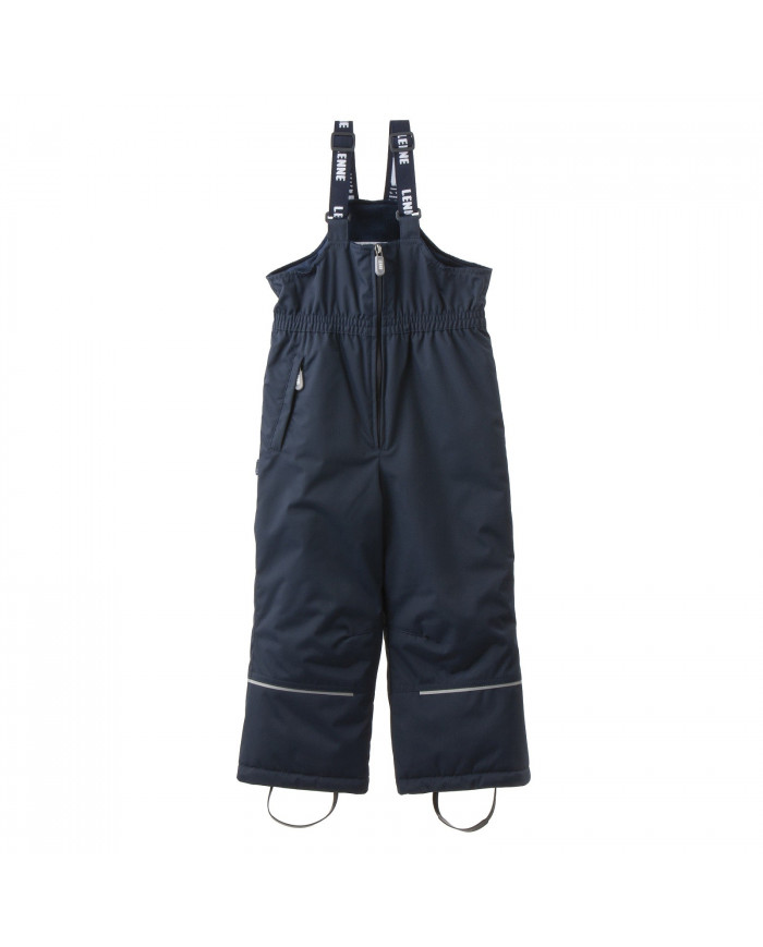 Bernumode | LENNE: Зимний полукомбинезон JACK 150г 41,74 € В изготовлении одежды Active учитываются преобладающие в Эстонии и Северных странах погодные условия, предъявляющие к изделиям особо высокие требования. Используются специально изготовленные высокотехнологичные ткани, предохраняющие ребенка от переохлаждения, практичные в эксплуатации и легкие в уходе. Основными целями развития продукции Lenne являются безопасность, удобство, простота в уходе, практичность.Ткань-Active – водонепроницаемая дышащая ткань. Изделия из серии Active: легки по весу, ветрозащитные и теплые, дышащие, водоотталкивающие, прочные и легки в уходе.Водостойкость: 10000 ммВоздухопроводимость: 10000 г/ м²/24 ч
Водо- и грязеотталкивающая способность: обработка DWR (Durable Water Repellent)
Материал верха: 100% полиамид+PU, Ткань-Active plus. Ткань Cordura (сверхпрочная и износостойкая).
Материал подкладки: 100% полиэстер.
Утеплитель: Isosoft (150 гр).
Зимние штанишки. Штрипка из прочной резины, которая крепится пуговицами с 2-х сторон. Бретели по длине регулируются под рост ребёнка. Светоотражающие элементы. В таком изделии Ваш ребенок будет выглядеть великолепно, почувствует комфорт и тепло в прохладное зимнее время.