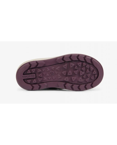 Bernumode | Viking: Bērnu kokvilnas cepure PLAY 10,51 € Izstrādāta, ņemot vērā vēsos laikapstākļus un dabiski vēsos bērnus, Play Cotton Beanie piedāvā izskatu un komfortu, lai kļūtu par jūsu bērna ikdienas galvassegu. Beanie ir pieejama modernu krāsu klāstā, ko ir viegli saskaņot ar tērpiem, un pieguļoša piegriezuma, kas aizsedz ausis, lai palīdzētu novērst vēju un vēsumu. Tie, kas ir nedaudz jutīgāki pret pieskārienu, novērtēs arī īpaši mīkstās dabiskās šķiedras, kas izgatavotas no 100% organiskās kokvilnas.
 Bernumode | Viking: Bērnu kokvilnas cepure PLAY 10,51 € Izstrādāta, ņemot vērā vēsos laikapstākļus un dabiski vēsos bērnus, Play Cotton Beanie piedāvā izskatu un komfortu, lai kļūtu par jūsu bērna ikdienas galvassegu. Beanie ir pieejama modernu krāsu klāstā, ko ir viegli saskaņot ar tērpiem, un pieguļoša piegriezuma, kas aizsedz ausis, lai palīdzētu novērst vēju un vēsumu. Tie, kas ir nedaudz jutīgāki pret pieskārienu, novērtēs arī īpaši mīkstās dabiskās šķiedras, kas izgatavotas no 100% organiskās kokvilnas.