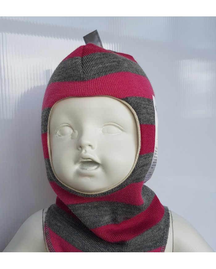 Bernumode | KIVAT: Ziemas ķivercepure 18,45 € Kivat produkcija pasaulē jau ir pieejama vairāk kā 20 gadus. Kolekcijas pamatā ir adītas, kokvilnas un vilnas izstrādājumi. Pateicoties augstai kvalitātei, modernam dizainam un materiālu izturīgumam, Kivat ir iekarojis popularitāti daudzās valstīs.
Materiāls virspusē: 100% vilna.
Odere: 97% organiskā kokvilna, 3% likra.
Pastiprināta vēja aizsardzība ausu un pieres rajonā.Izmēru atbilstība:0 - 0-1 gads1 - 1-2 gadi2 - 2-4 gadi3 - 5-10 gadi4 - no 10 g.v. Bernumode | KIVAT: Ziemas ķivercepure 18,45 € Kivat produkcija pasaulē jau ir pieejama vairāk kā 20 gadus. Kolekcijas pamatā ir adītas, kokvilnas un vilnas izstrādājumi. Pateicoties augstai kvalitātei, modernam dizainam un materiālu izturīgumam, Kivat ir iekarojis popularitāti daudzās valstīs.
Materiāls virspusē: 100% vilna.
Odere: 97% organiskā kokvilna, 3% likra.
Pastiprināta vēja aizsardzība ausu un pieres rajonā.Izmēru atbilstība:0 - 0-1 gads1 - 1-2 gadi2 - 2-4 gadi3 - 5-10 gadi4 - no 10 g.v.