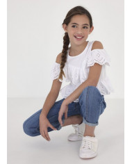 Bernumode | Mayoral: Eyelet knit blouse €15.12 Size guide:8 years = 128cm10 years = 140cm12 years = 152cm14 years = 157cm (girl)/160 cm (boy)16 years = 162cm (girl)/166 cm (boy)18 years = 167cm (girl)/172 cm (boy)